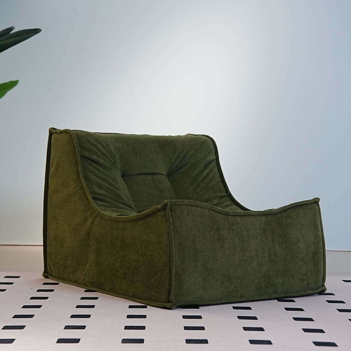 Lounge Chair_GH26